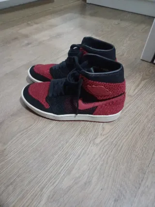 Nike Air Jordan Deportivas Negras Rojas