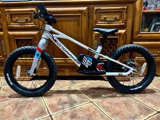 Bicicleta Mondraker Grommy 16