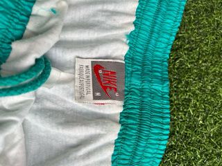 Conjunto Nike Vintage 90s Teal/Amarillo