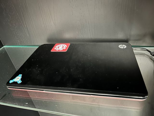 Portátil HP Negro/Rojo