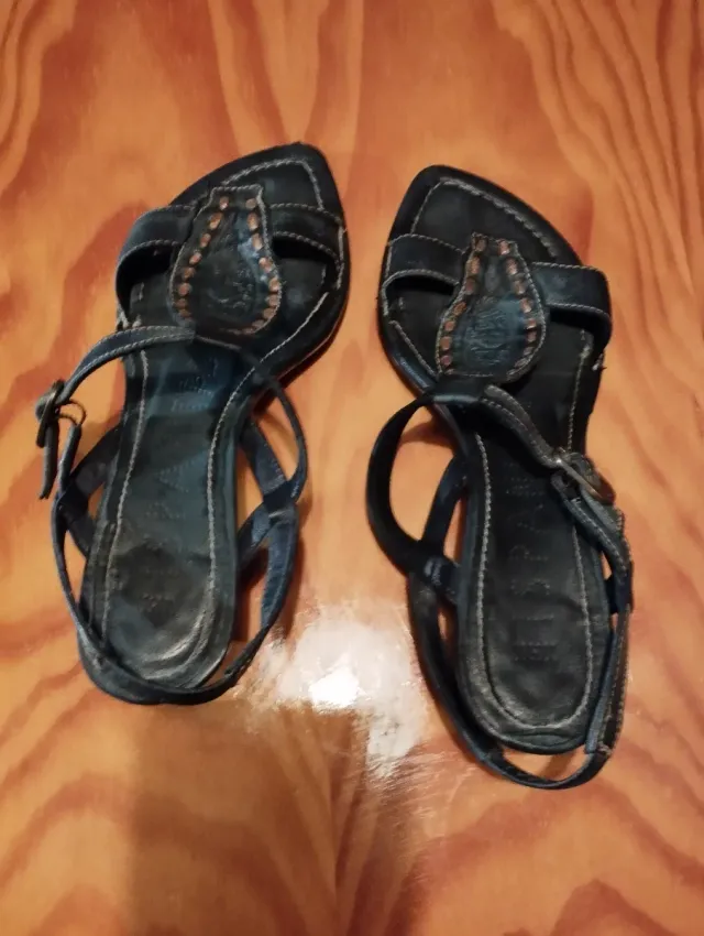 Sandalias de mujer celestoso