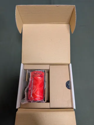 Cámara de video roja SIN USAR