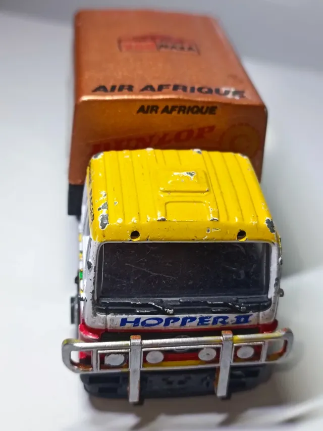 CAMION MERCEDES BENZ KONWELL 1/43