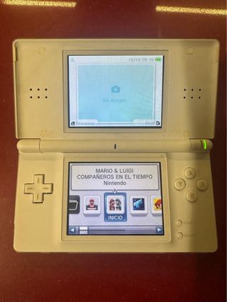 Nintendo DS Lite Blanca con cargador y juegos