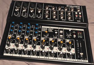 Mixer Mackie Mix12FX