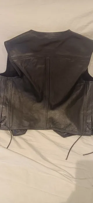 Chaleco de cuero negro Talla M