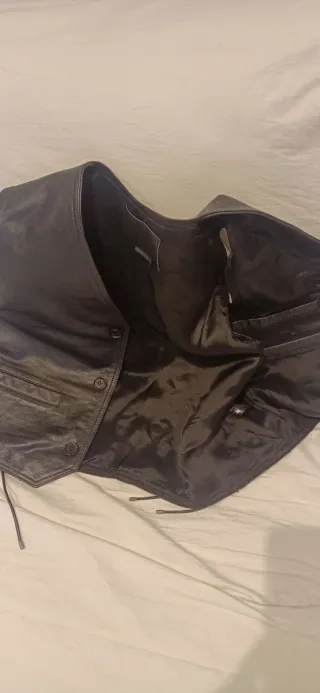 Chaleco de cuero negro Talla M