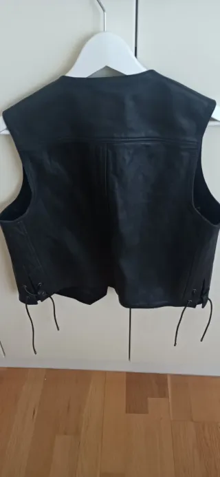 Chaleco de cuero negro Talla M