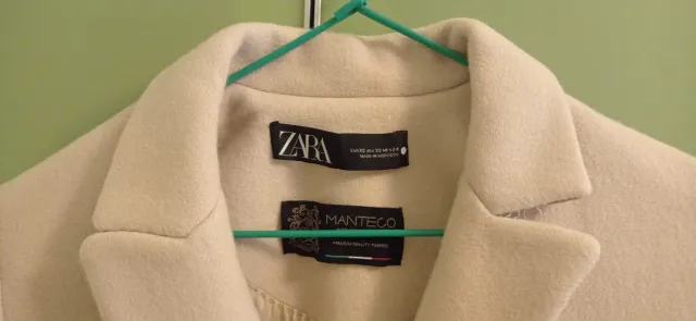 Abrigo Zara Beige
