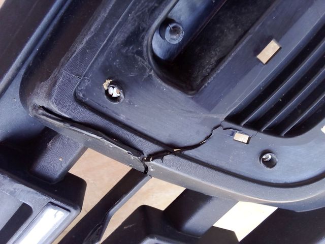 Mascherina griglia paraurti superiore Dacia Duster