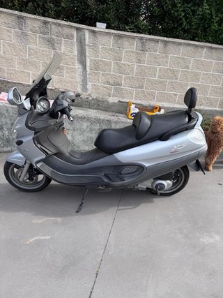 Piaggio X9 125cc Moto