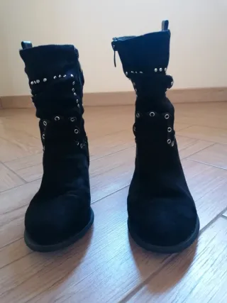 Stivaletti neri donna taglia 38