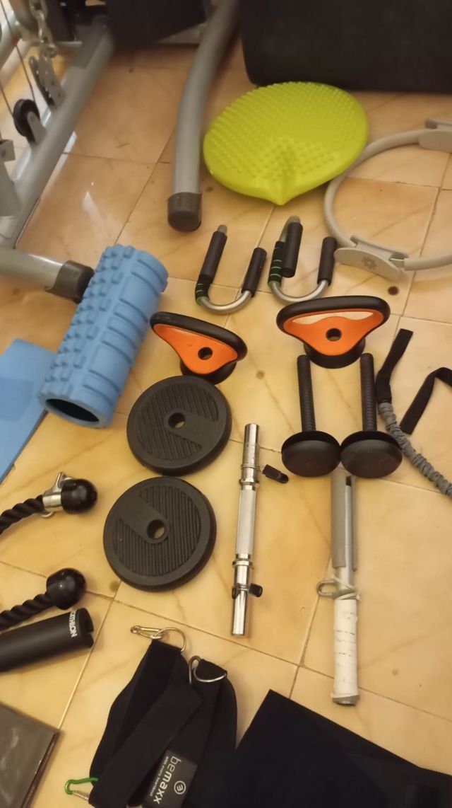 Máquina de gimnasio multifuncional