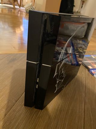 PS4 Darth Vader + 2 mandos + 11 juegos