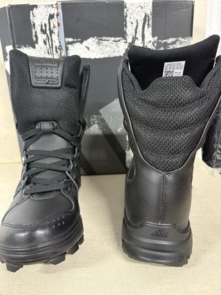 Botas talla 43 1/3 ADIDAS GSG 9.2. COD2