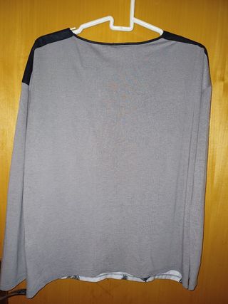 Blusa Zara Estampado Plumas Manga Larga