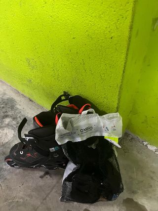 Patines en línea talla 30 y protecciones