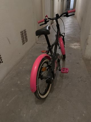 Bicicleta infantil Btwin rosa