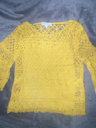 Blusa Pedro del Hierro amarilla encaje