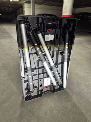 Mesa de trabajo plegable Keter