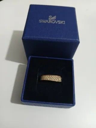 Anillo Swarovski Dorado con Cristales
