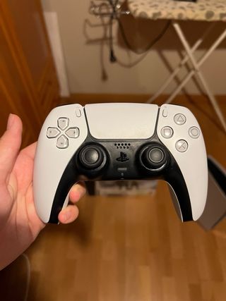 Consola PS5 + FC 26 + Lote juegos PS4