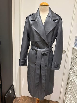 Gabardina de piel gris mujer 