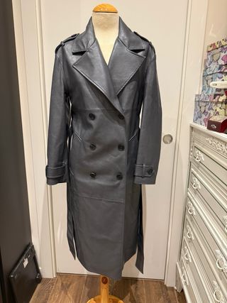 Gabardina de piel gris mujer 