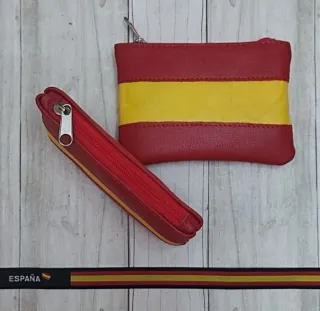 MONEDERO PIEL BANDERA ESPAÑA + PULSERA TELA