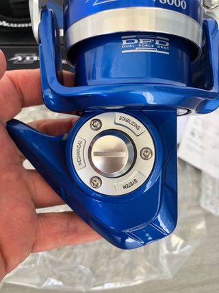 Carrete Okuma Azores 8000 