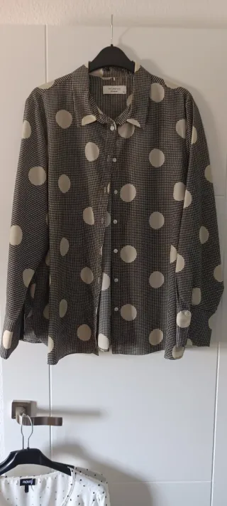 Camisa Woman topos beige y negro
