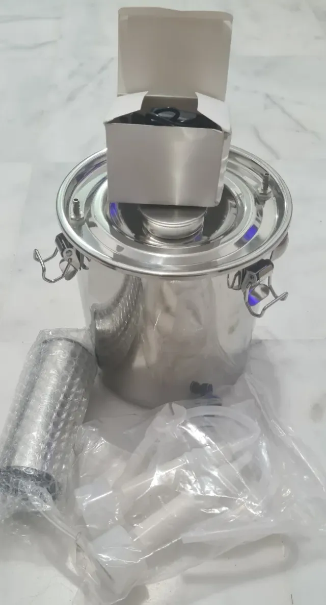 Máquina de ordeño eléctrica para vacas