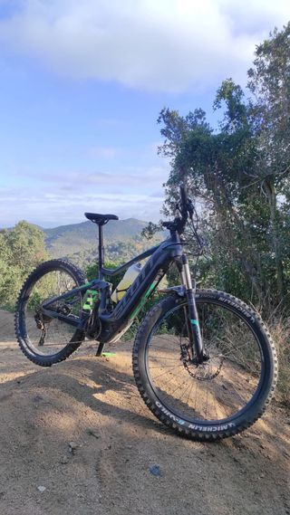 Bicicleta eléctrica Scott MTB