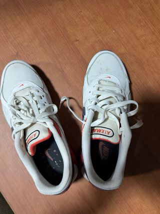 Nike Air Max IVO Talla 40