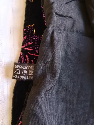 Echarpe terciopelo hojas moradas + pendientes