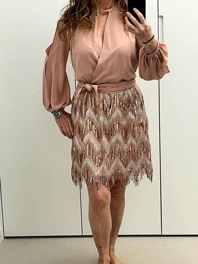 Vestido cóctel falda lentejuelas oro y rosa