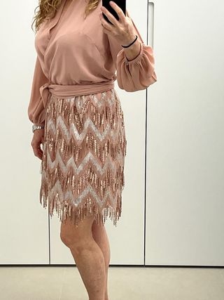 Vestido cóctel falda lentejuelas oro y rosa