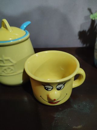 Set 8 pezzi tazze e barattoli