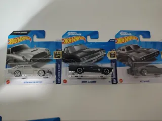 Hot Wheels Aston Martin, Chevy, Dodge
