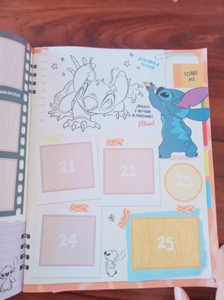 Álbum de Cromos Disney Stitch ScrapBook 

