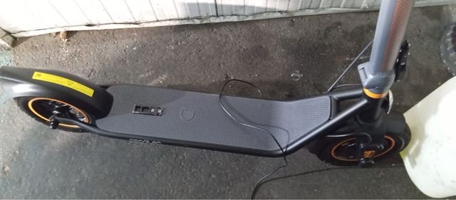 Patinete Eléctrico Negro