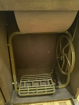 Máquina de coser Singer antigua manual