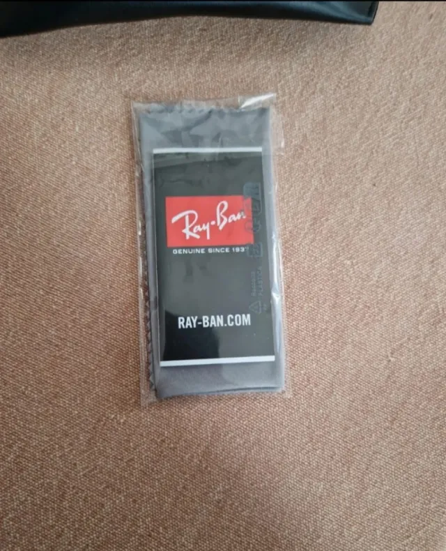 Occhiali da sole Ray-Ban neri