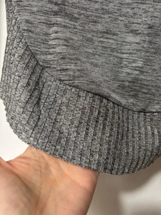 Camiseta manga larga plateada