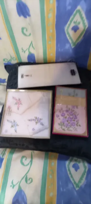 Pañuelos de tela bordados