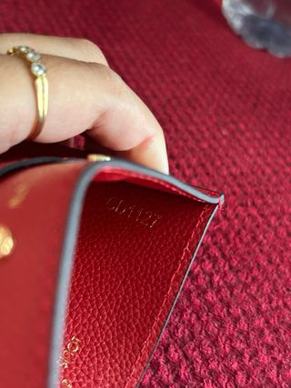 Tarjetero Louis Vuitton Rojo
