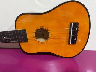 Guitarra Itslmagical Mod. 76088 (Falta Cuerda)