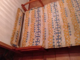 Sofá Cama Madera Reposabrazos
