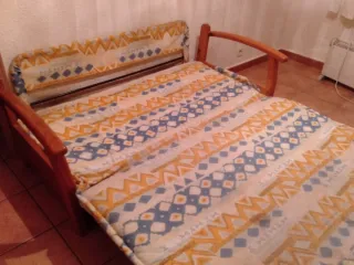 Sofá Cama Madera Reposabrazos