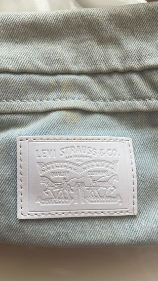 RIÑONERA LEVI’S VAQUERA AZUL